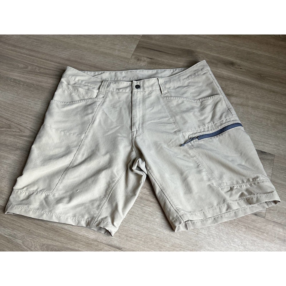 The North Face Men’s Nylon Shorts Size 36